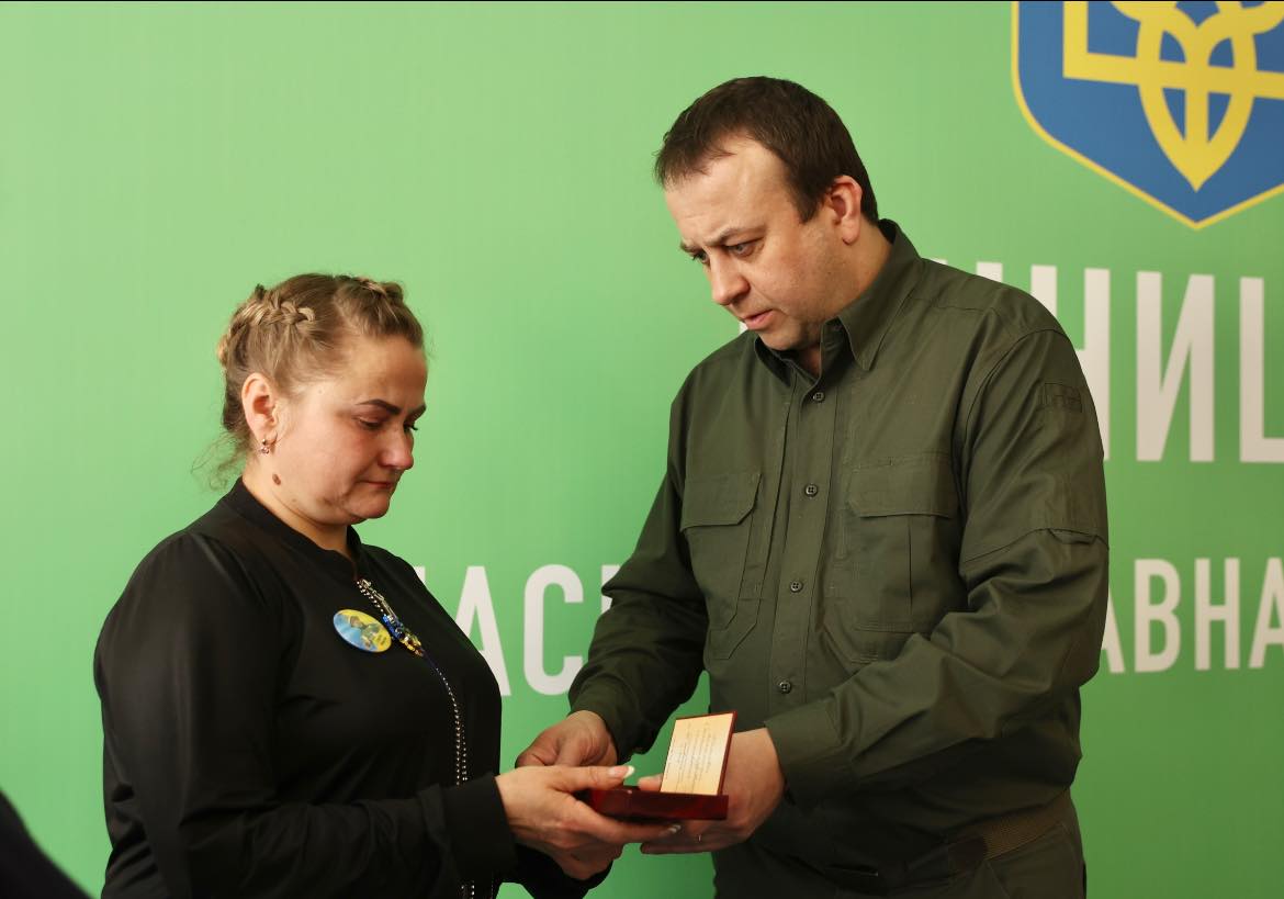 На Вінниччині вручили високі державні нагороди родинам загиблих військовослужбовців 