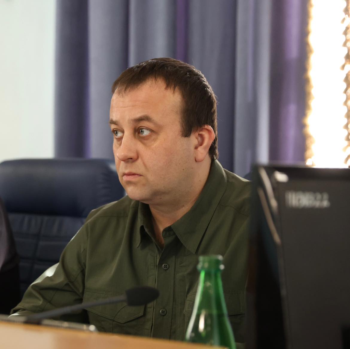Начальник ОВА Сергій Борзов під час засідання