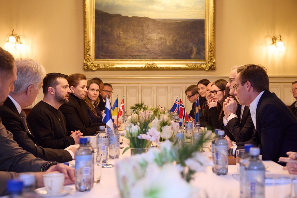 Президент Володимир Зеленський та учасники другого саміту Україна - Північна Європа