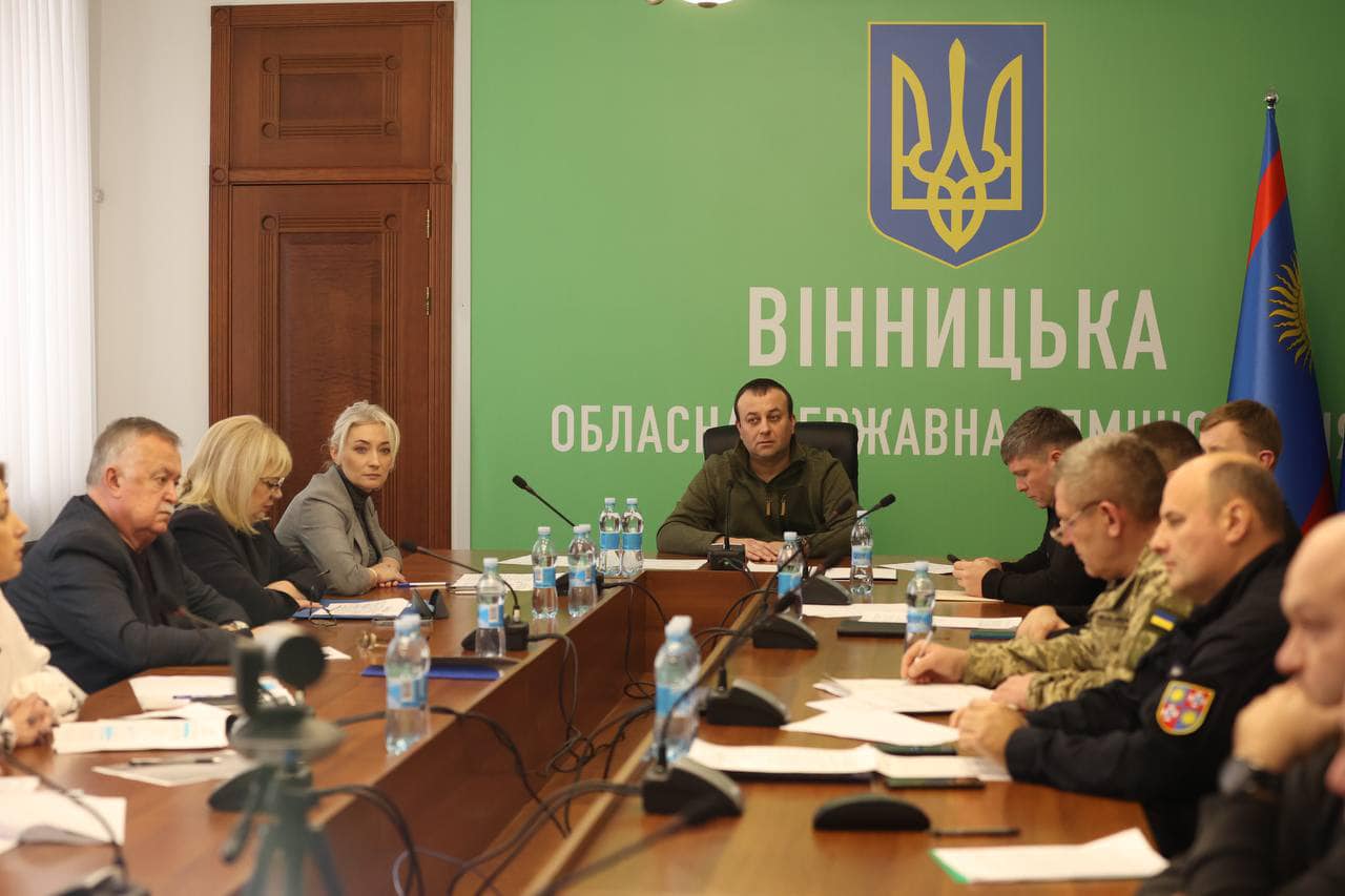 Начальник ОВА Сергій Борзов провів нараду з керівниками районних військових адміністрацій та очільниками громад.