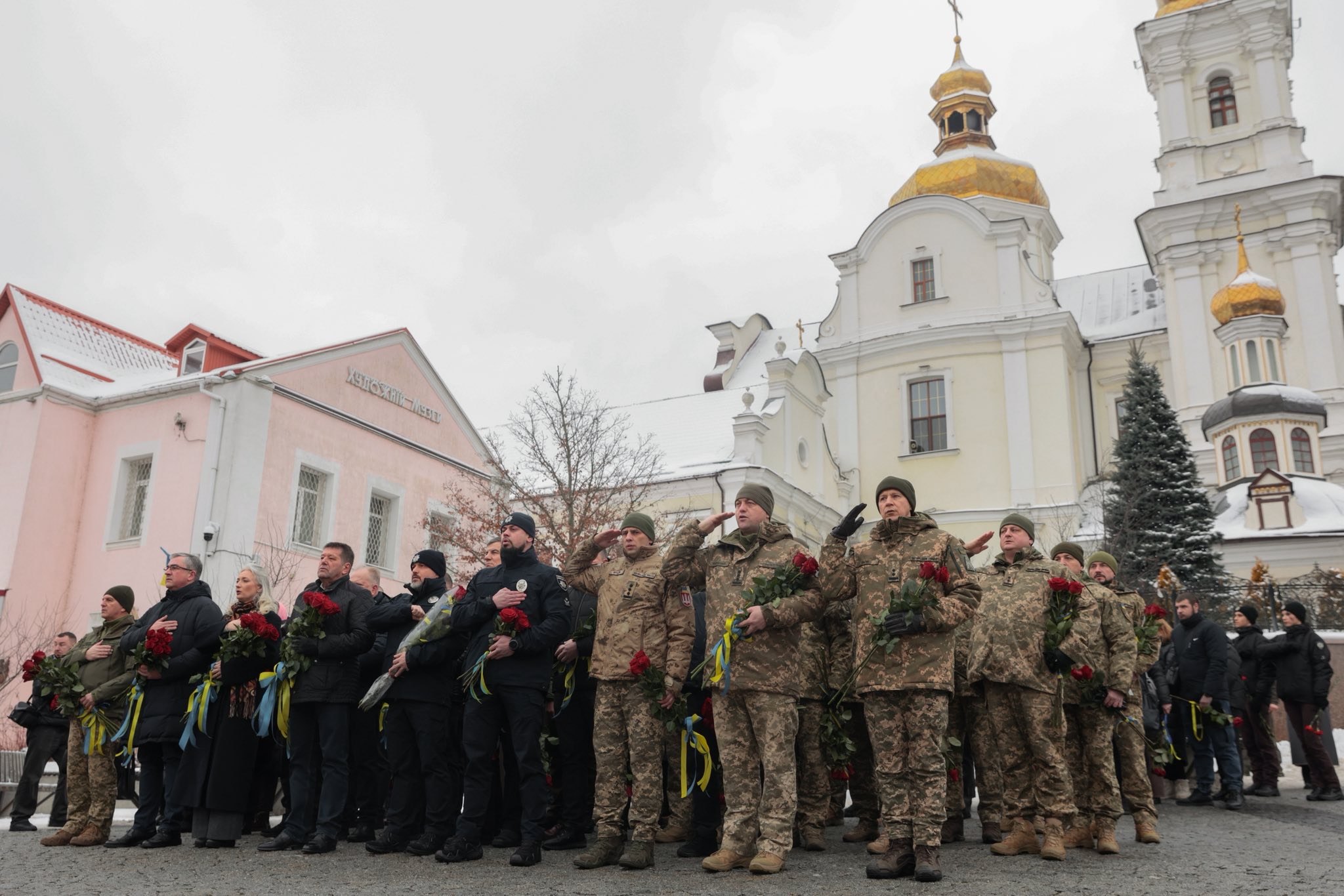 На Вінниччині у день Соборності України хвилиною мовчання вшанували пам’ять полеглих Захисників і Захисниць 
