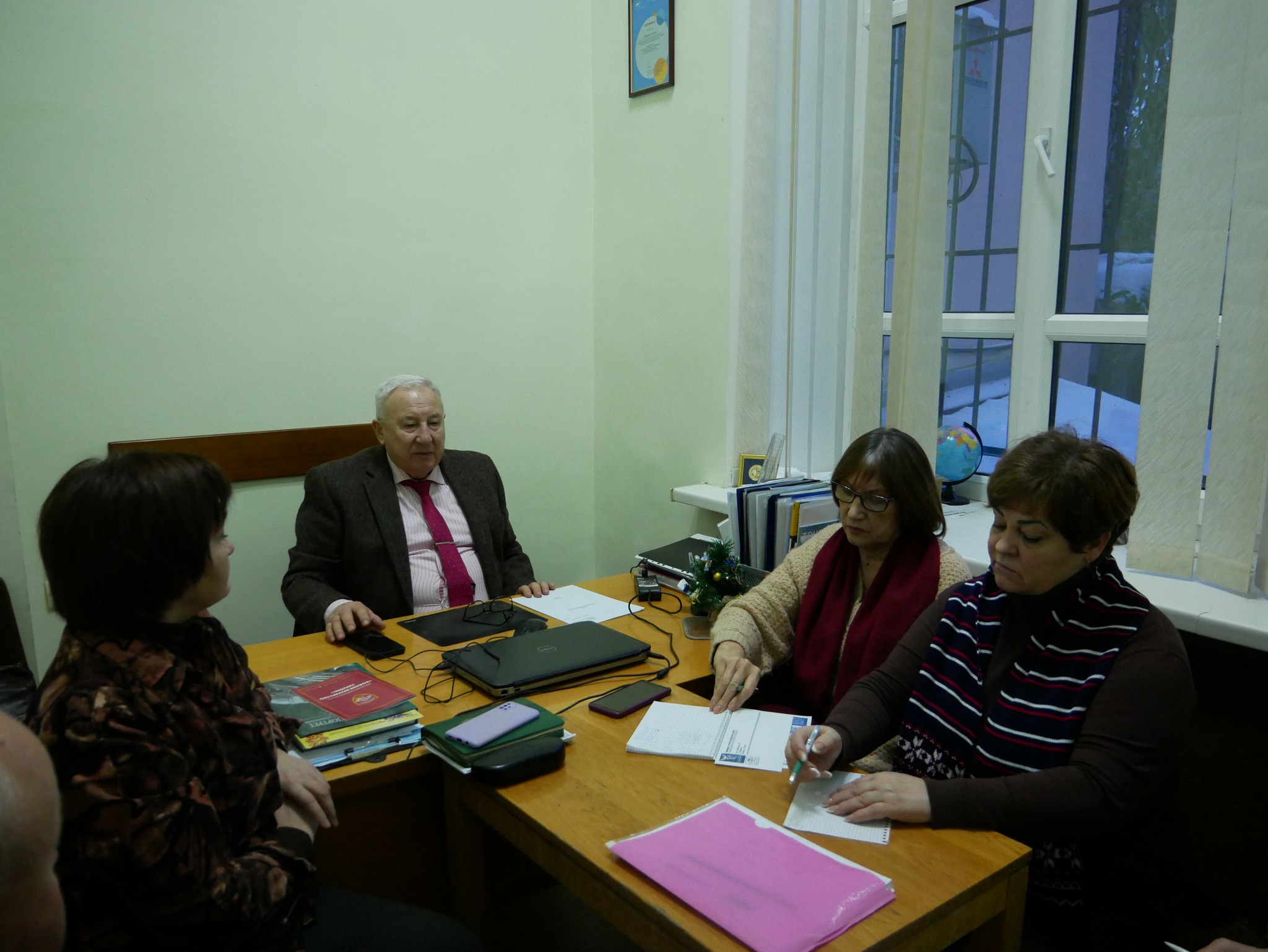 учасники засідання