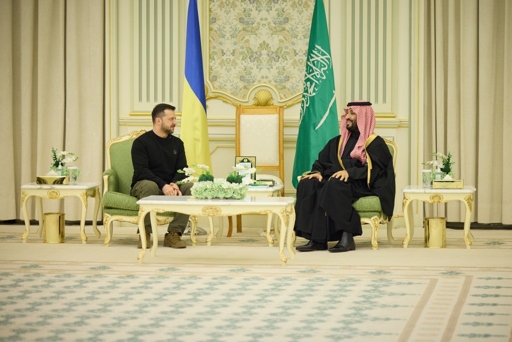 Президент України Володимир Зеленський та Спадкоємний принц, Прем’єр-міністр Саудівської Аравії Мухаммад бін Салман аль Сауд