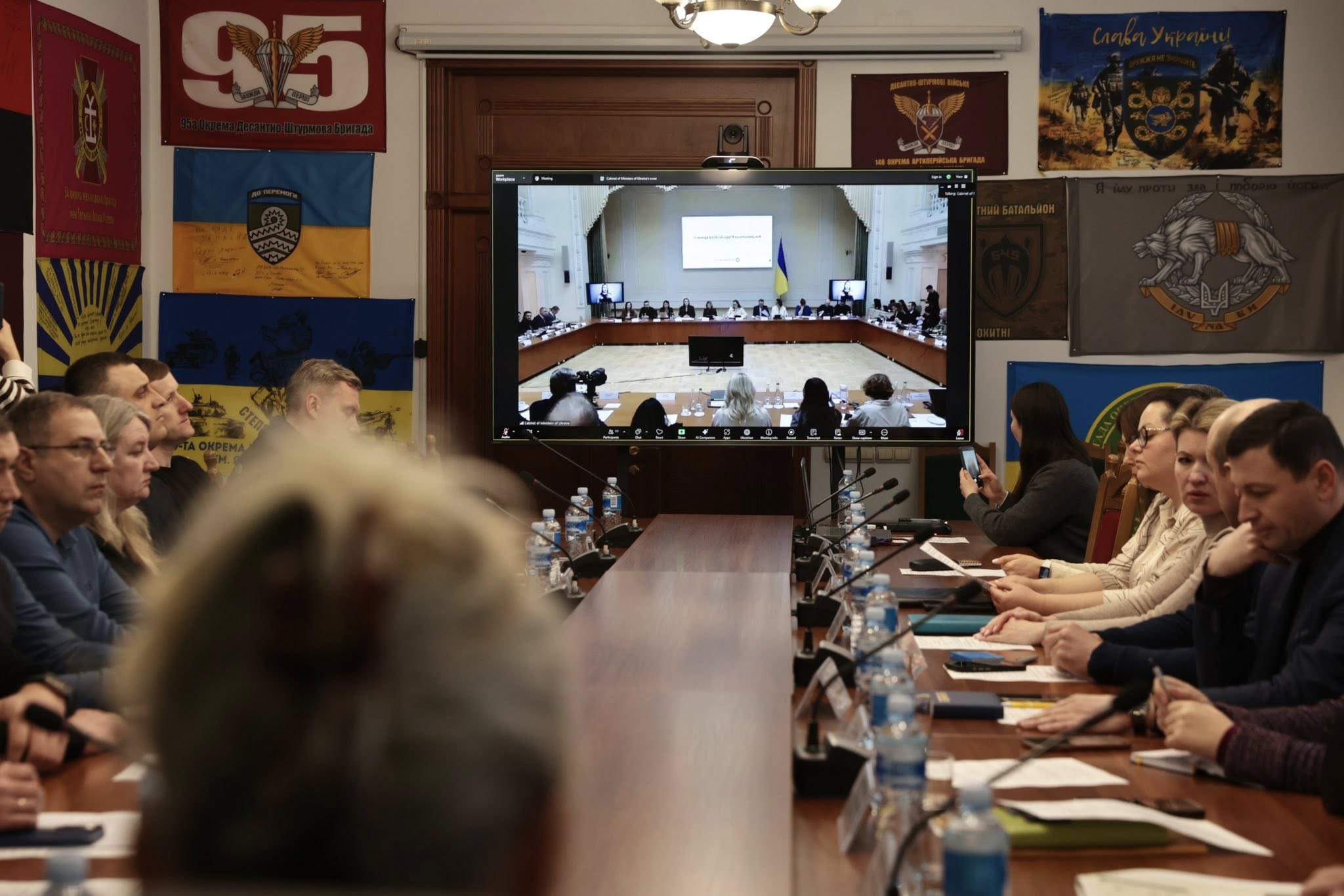 учасники засідання