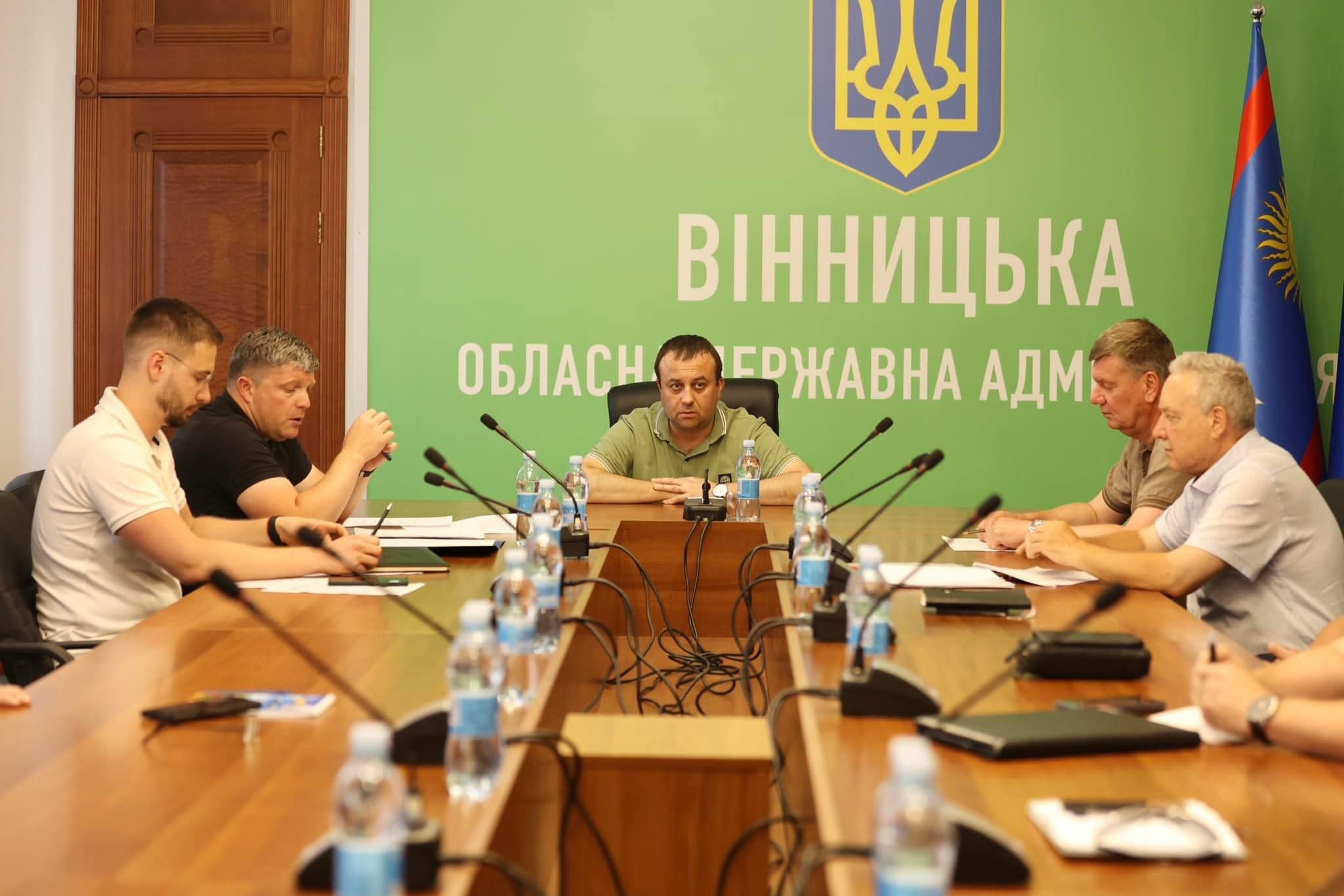 Начальник ОВА Сергій Борзов та учасники наради 