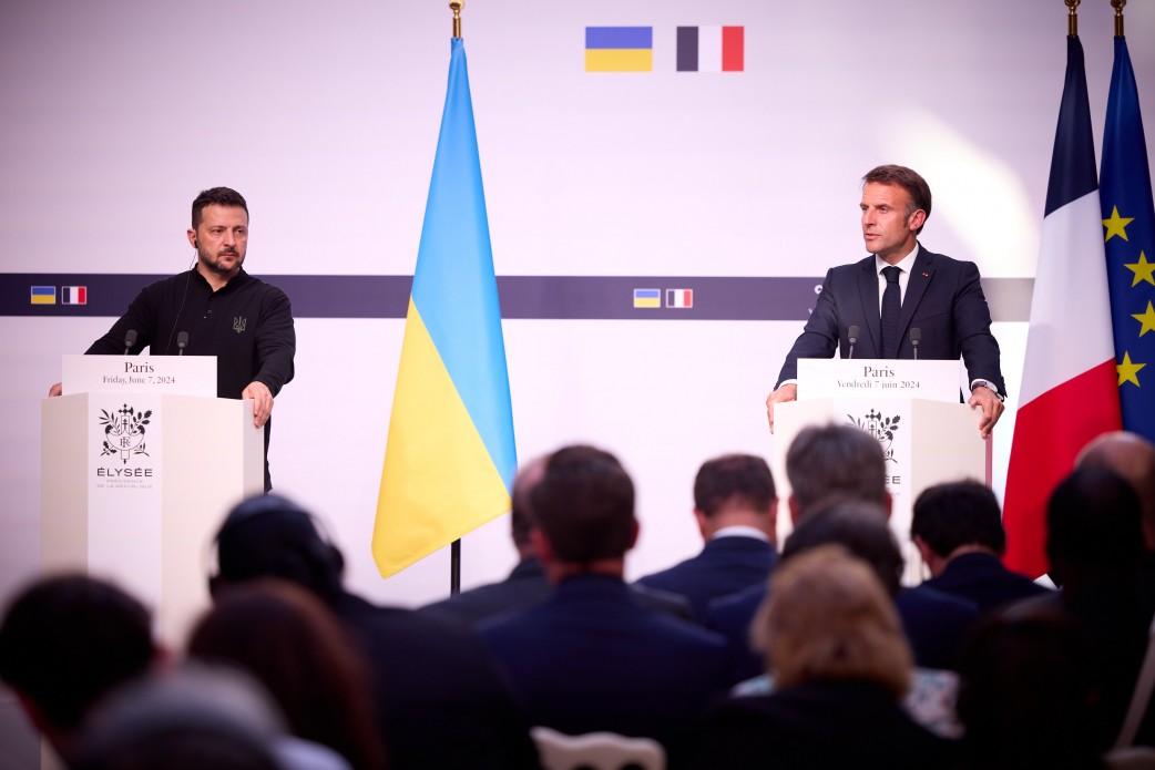 Президент України Володимир Зеленський та Президентом Франції Еммануель Макрон