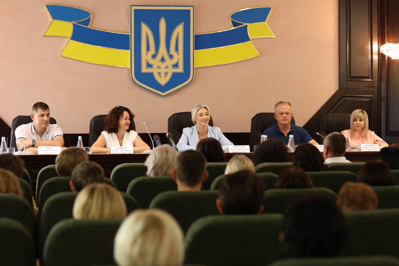 учасники засідання