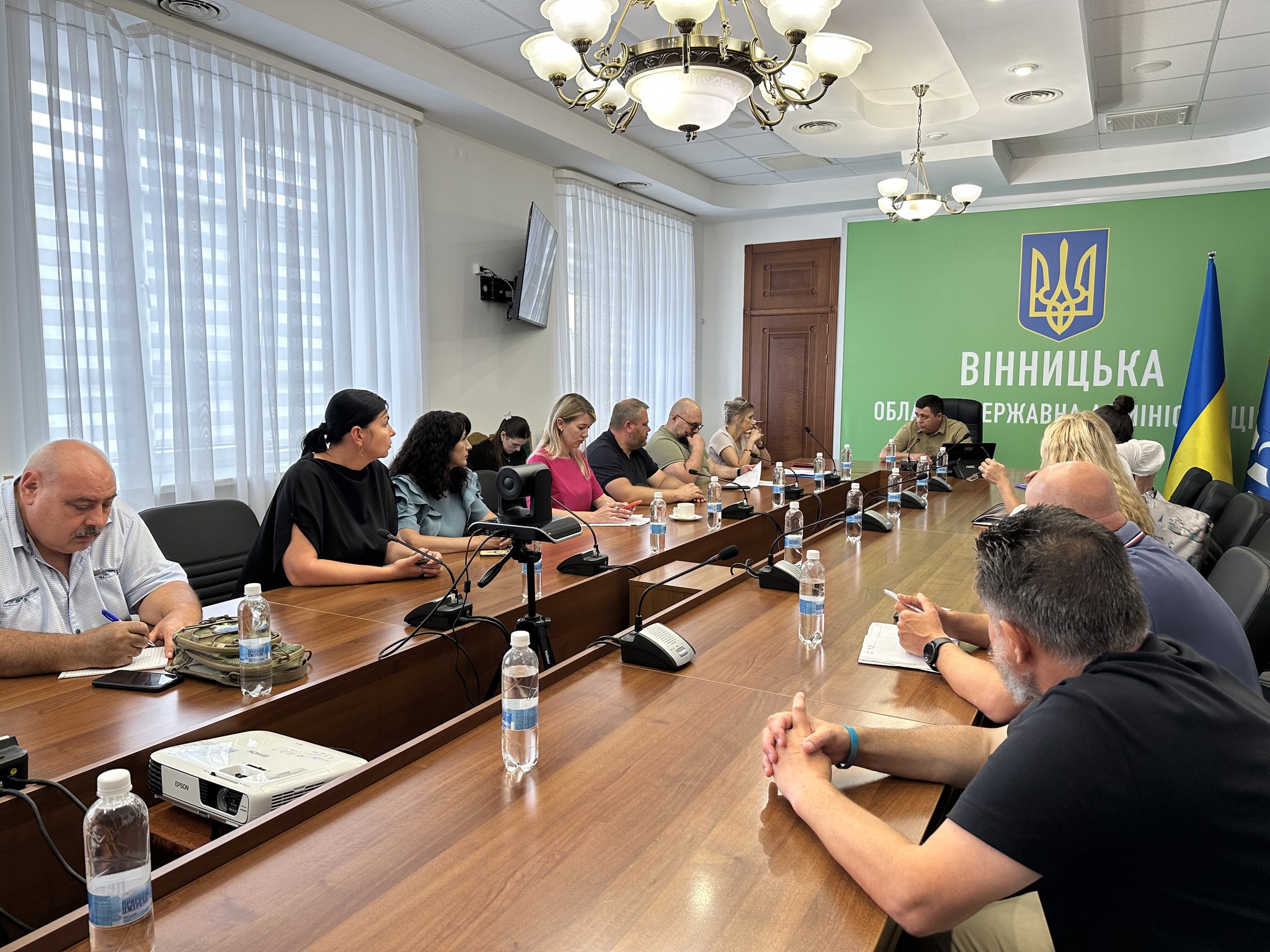 На Вінниччині відбулося засідання Ради волонтерів при обласній військовій адміністрації