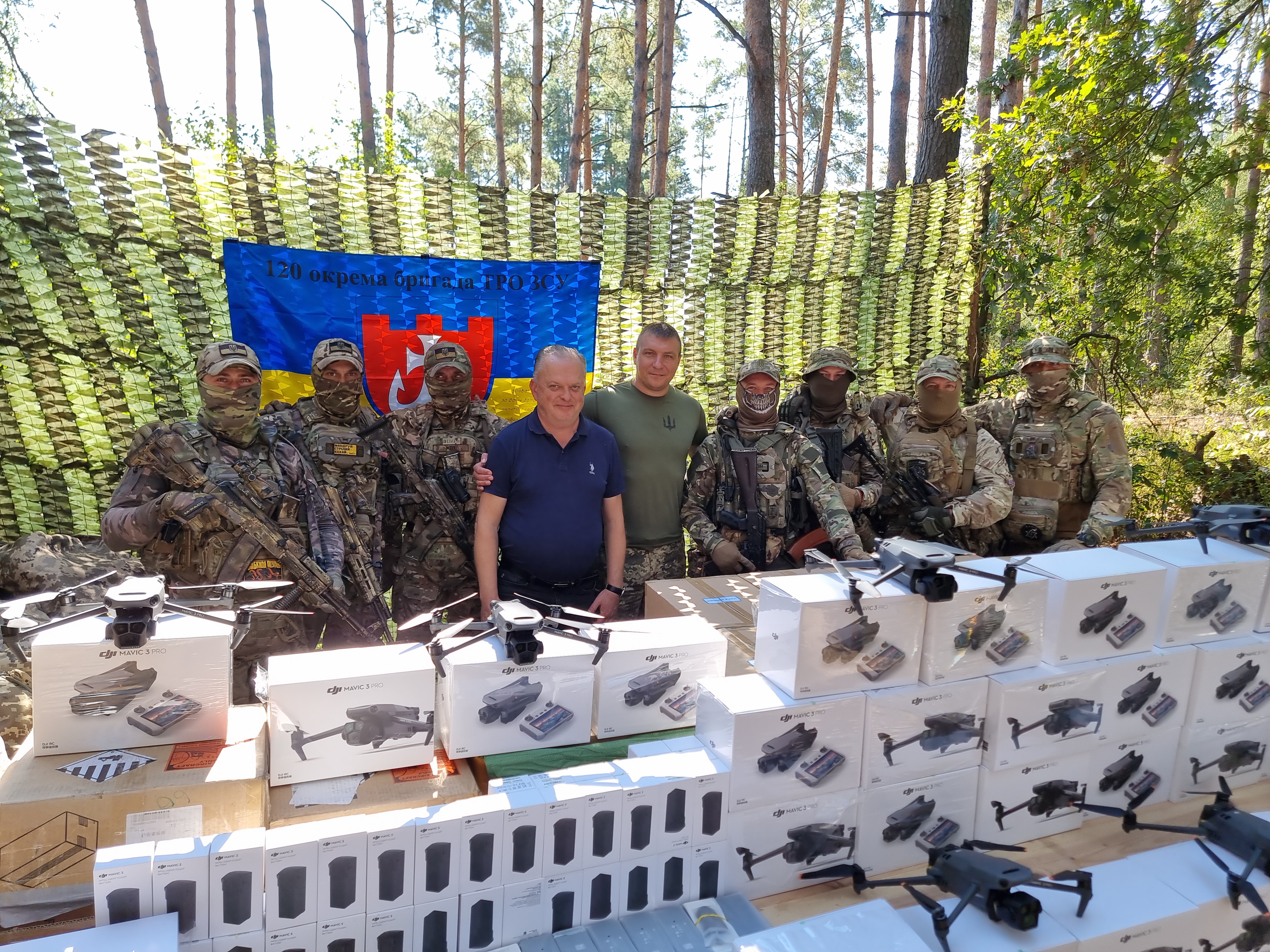 Продовжуємо підтримувати наших захисників