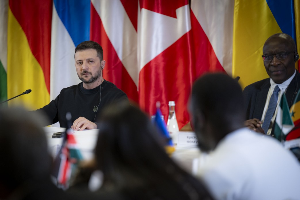 Президент України Володимир Зеленський та учасник заходу