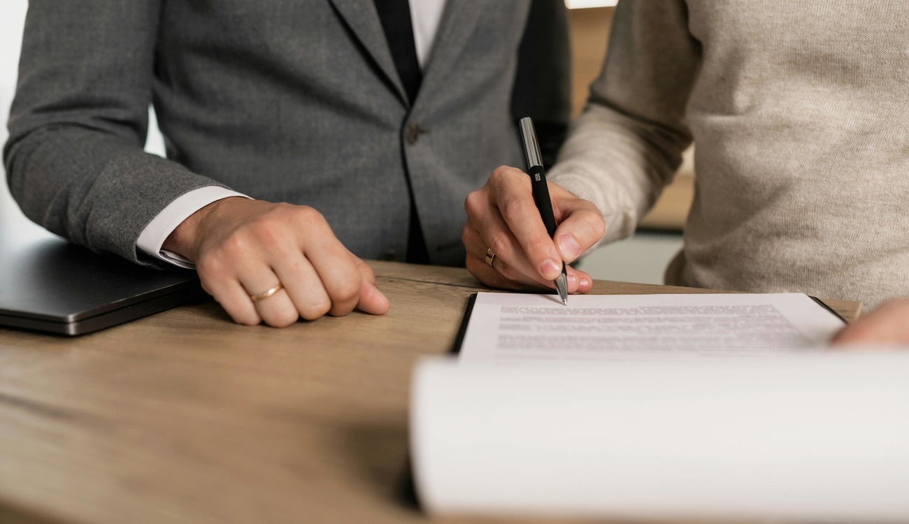 Розгляд скарг у сфері державної реєстрації 