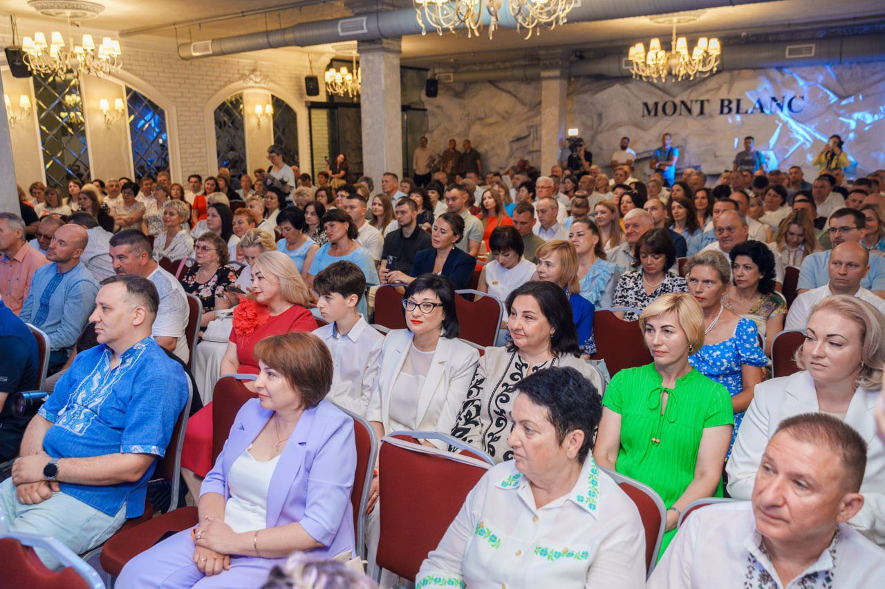 Урочисте нагородження медиків з нагоди Дня медичного працівника