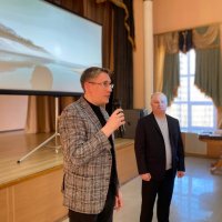 в.о. начальника управління розвитку територій та інфраструктури обласної військової адміністрації Владислав Валендюк під час виступу