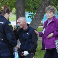 психолог ДСНС надає першу психологічну допомогу людям