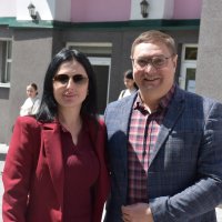 Народна депутатка України Ірина Борзова з учасником заходу