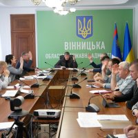 Заступник Начальника ОВА Олександр Піщик та учасники засідання