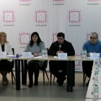 заступник начальника ОВА Андрій Кавунець та учасники наради