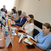  Фото учасників наради
