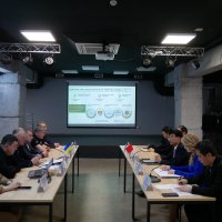 учасники зустрічі