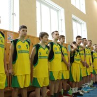 Команда з баскетболу, що бере участь у змаганнях «Пліч-о-пліч. Всеукраїнські шкільні ліги»