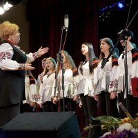 фото Подільського камерного хору "Леонтович-капела" на сцені