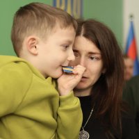 фото жінки з дитиною