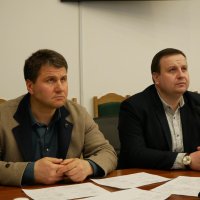 Учасники засідання в конференц-залі ОВА