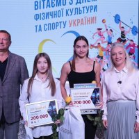 Перша заступниця начальника ОВА Наталя Заболотна, заступник голови обласної Ради Ігор Івасюк та учасники заходу