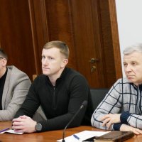 Учасники наради