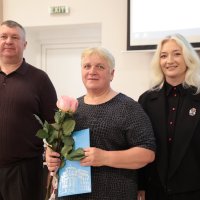 Перша заступниця начальника ОВА Наталя Заболотна з учасниками заходу