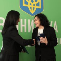народна депутатка України Ірина Борзова та учасниця нагородження