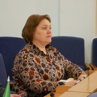 учасниця засідання чергової 65-ї сесії обласної Ради