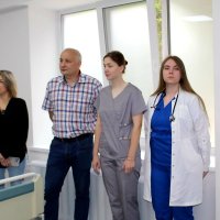 учасники відкриття Центру менеджменту болю