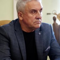 Член комісії