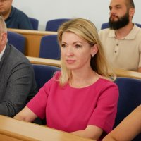 Директорка Департаменту інформаційної діяльності та зав'язків з громадськістю Світлана Юзвак