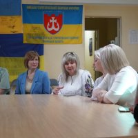 Перший заступник Начальника ОВА Наталя Заболотна, Віцепрем’єр-міністр – Міністр з питань реінтеграції тимчасово окупованих територій України Ірина Верещук та учасники заходу