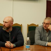 Учасники зустрічі у конференц-залі Вінницької ОВА