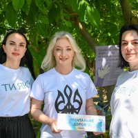 Перший заступник Начальника ОВА Наталя Заболотна, регіональна координаторка з ментального здоров'я у Вінницькій області Олена Бессараба та учасниці заходу