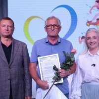 Перша  заступниця начальника ОВА Наталя Заболотна, заступник голови обласної Ради Ігор Івасюк та учасник заходу