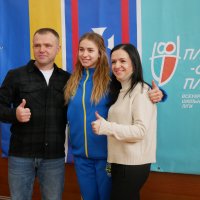 Амбасадорка проєкту «Пліч-о-пліч всеукраїнські шкільні ліги» від Вінниччини Марина Чорна, директор обласної дитячо-юнацької спортивної школи імені Юлії Рябчинської Роман Копистинський та заступник начальника управління спорту та рухової активності Департаменту гуманітарної політики ОВА Наталія Токар