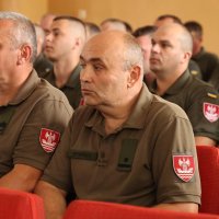 Військовослужбовці