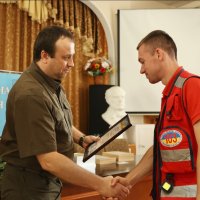 Вручення Почесної грамоти медику екстреної медичної допомоги 
