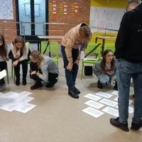 фото учасників та учасниць тренінгу в залі