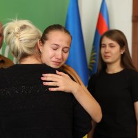 Перша заступниця Начальника ОВА Наталя Заболотна та люди у приміщенні