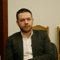 Учасник зустрічі у конференц-залі Вінницької ОВА