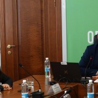 Заступник Міністра молоді та спорту України Сергій Тимофєєв та начальниця Управління спорту та рухової активності Департаменту гуманітарної політики ОВА Наталія Токар