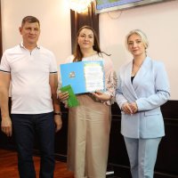 Перший заступник Начальника ОВА Наталя Заболотна, заступник голови обласної Ради Анатолій Ткач та учасниця заходу