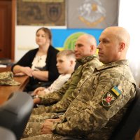 Військові та їх родини