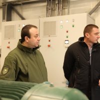 Начальник ОВА Сергій Борзов під час огляду котельні