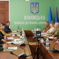 Учасники засідання у конференц-залі Вінницької ОВА